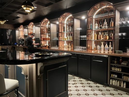 Bourbon House by null