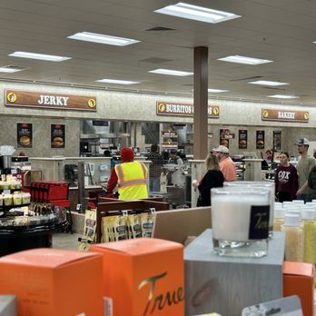 Buc-ee’s - Inside - Gas Stations Near Me - Springfield, Missouri Buc-ee’s - Inside - Gas Stations Near Me - Springfield, Missouri