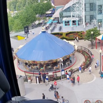 Navy Pier's Centennial Wheel - Amusement Parks Near Me - Chicago, Illinois