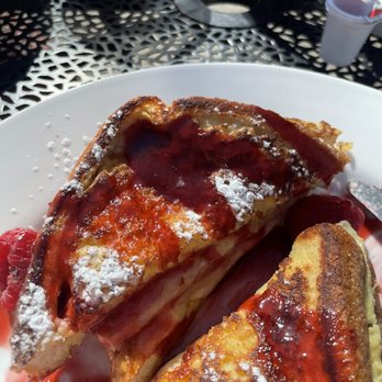 2 South Brunch House - Monte Cristo French toast - American Near Me - Clarkston, Michigan