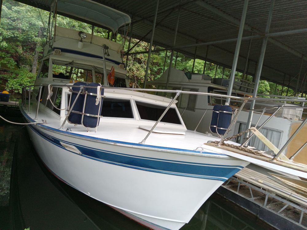 BIG RIDGE YACHT CLUB Updated July 2024 1940 Hixson Marina Rd