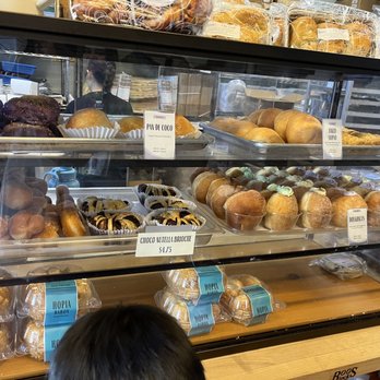 Gwenie's Pastries - Baked goods display - Desserts Near Me - Rockville, Maryland Gwenie's Pastries - Baked goods display - Desserts Near Me - Rockville, Maryland