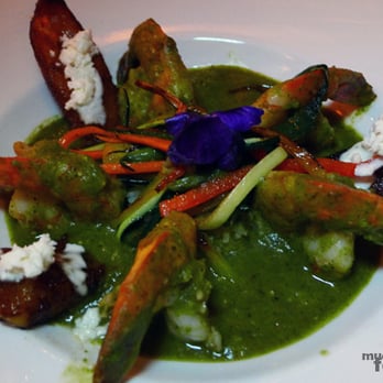 Gabbi's Mexican Kitchen - Camarones en mole verde - Mexican Near Me - Orange, California