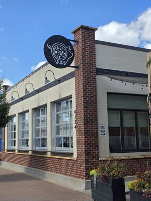 Pig Ate My Pizza + Nouvelle Brewing by null