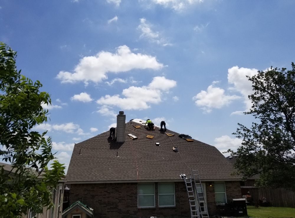 Slide of Complete Construction & Roofing