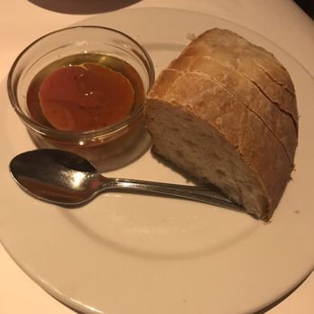 Barcelona - Bread and olive oil - Spanish Near Me - Columbus, Ohio Barcelona - Bread and olive oil - Spanish Near Me - Columbus, Ohio