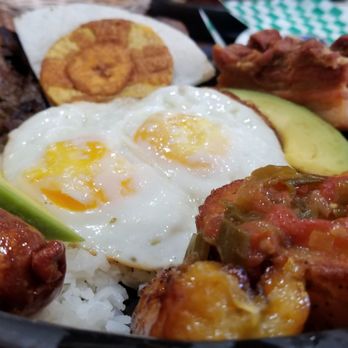 Bandeja Paisa Restaurant - Bandeja Paisa!! - Colombian Near Me - Miami, Florida