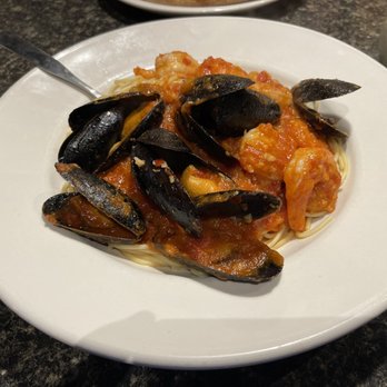 Piesanos Stone Fired Pizza - St Augustine - Mussels and Shrimp Fra Diavlo - Pizza Near Me - St. Augustine, Florida