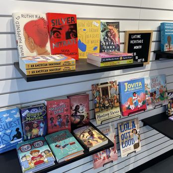 Curious Squirrel Bookshop - Bookstores Near Me - Zionsville, Indiana Curious Squirrel Bookshop - Bookstores Near Me - Zionsville, Indiana