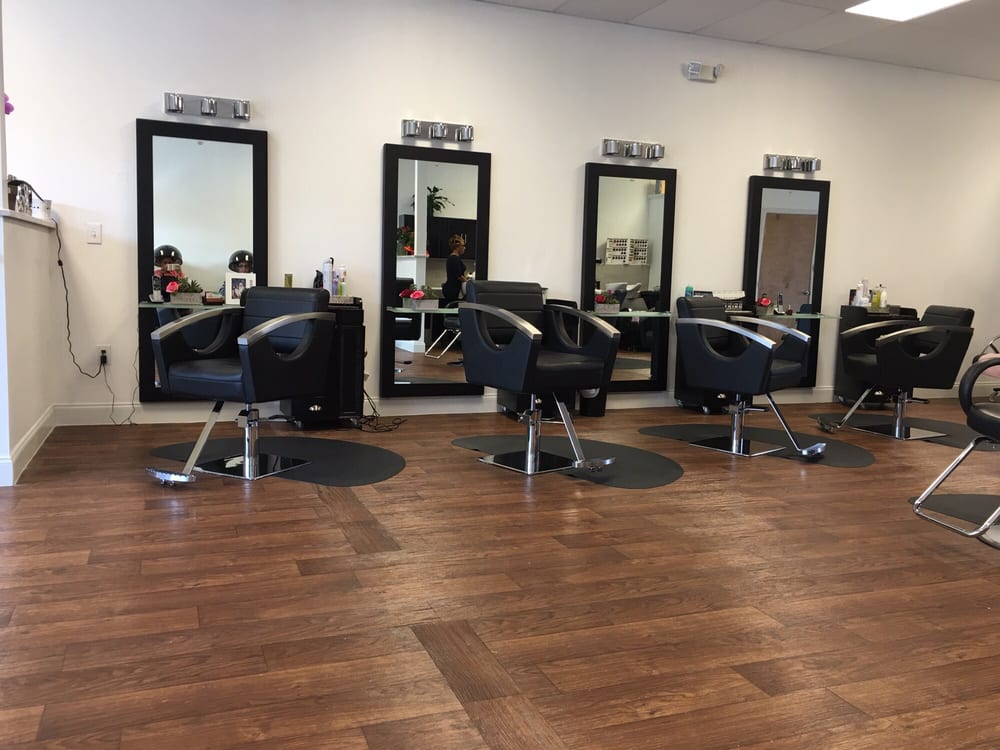 Dominican Hair Salon Logo
