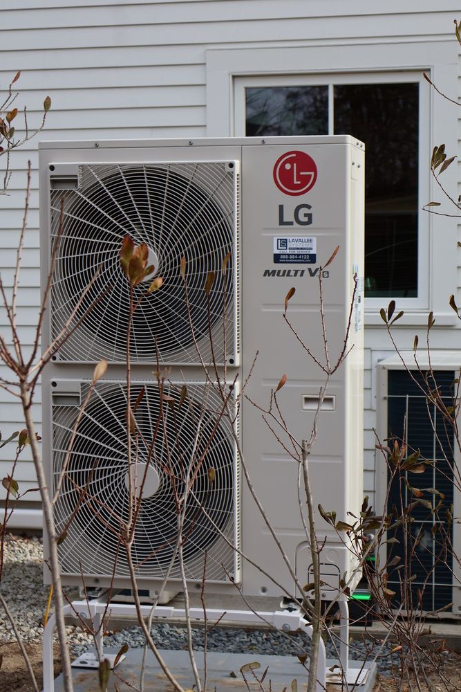 Slide of Lavallee Systems