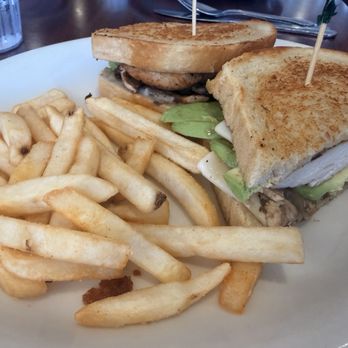The Best Breakfast Cafe - American Near Me - Oxnard, California