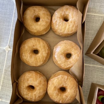 Good Town Doughnuts - Classic glazed - Donuts Near Me - Costa Mesa, California Good Town Doughnuts - Classic glazed - Donuts Near Me - Costa Mesa, California