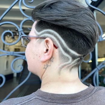 Hairrari - Barbers Near Me - Los Angeles, California Hairrari - Barbers Near Me - Los Angeles, California