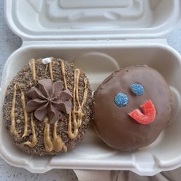 Reece's and Payaso