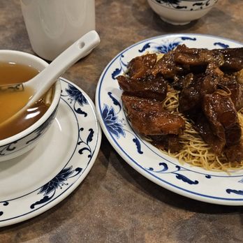 Max Noodle House - Beef brisket low mein - Noodles Near Me - Richmond, British Columbia Max Noodle House - Beef brisket low mein - Noodles Near Me - Richmond, British Columbia