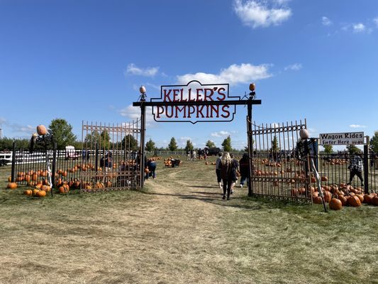 Keller’s Farmstand by null