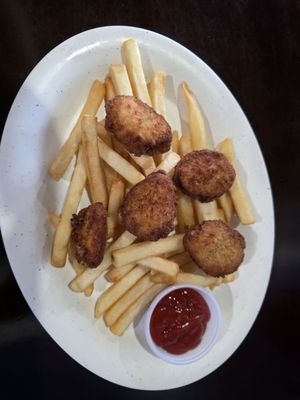 Cristina's Salvadorean Food by null