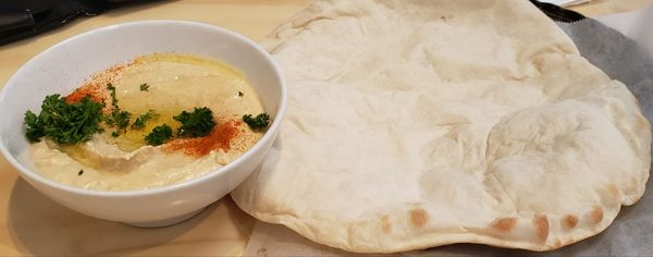 Mamma Khouri's by null