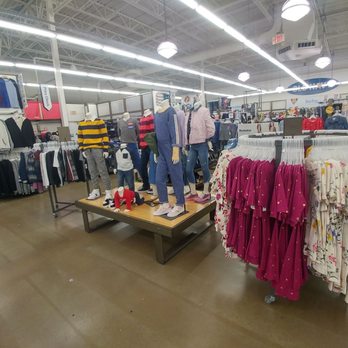 Old Navy - Men's Clothing Near Me - Noblesville, Indiana