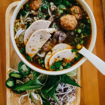 Ngon Vietnamese Kitchen - Bun bo hue - doesn't really taste like true BBH, but it's flavorful and spicy - Vietnamese Near Me - Dallas, Texas Ngon Vietnamese Kitchen - Bun bo hue - doesn't really taste like true BBH, but it's flavorful and spicy - Vietnamese Near Me - Dallas, Texas