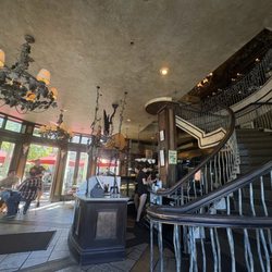 Shaw Cafe & Wine Bar