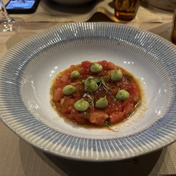 O Curro da Parra - Tomato salad with avocado crema - Spanish Near Me - Santiago de Compostela, C O Curro da Parra - Tomato salad with avocado crema - Spanish Near Me - Santiago de Compostela, C