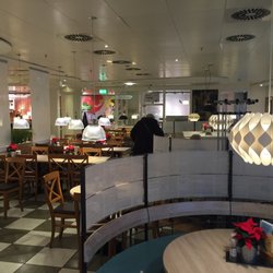 Leonhard's - Large dining area