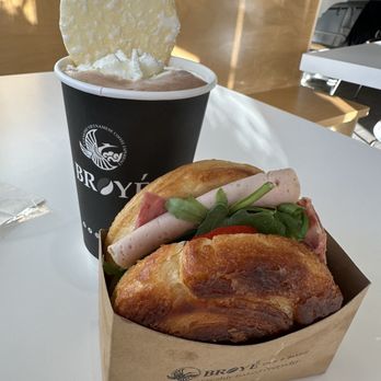 Broyé Cafe & Bakery - Bakeries Near Me - Vancouver, British Columbia Broyé Cafe & Bakery - Bakeries Near Me - Vancouver, British Columbia