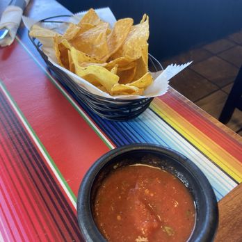 La Jali - Chips and Salsa - Mexican Near Me - Taylor, Michigan
