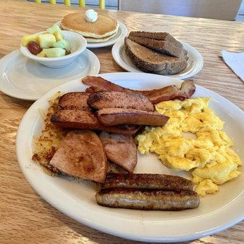 IHOP - Big Farmhouse BreakFeast - Breakfast & Brunch Near Me - Torrance, California IHOP - Big Farmhouse BreakFeast - Breakfast & Brunch Near Me - Torrance, California