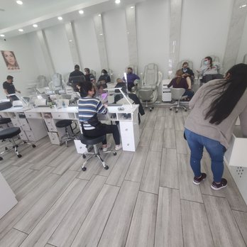 Polished Day Spa - Nail Salons Near Me - Baltimore, Maryland