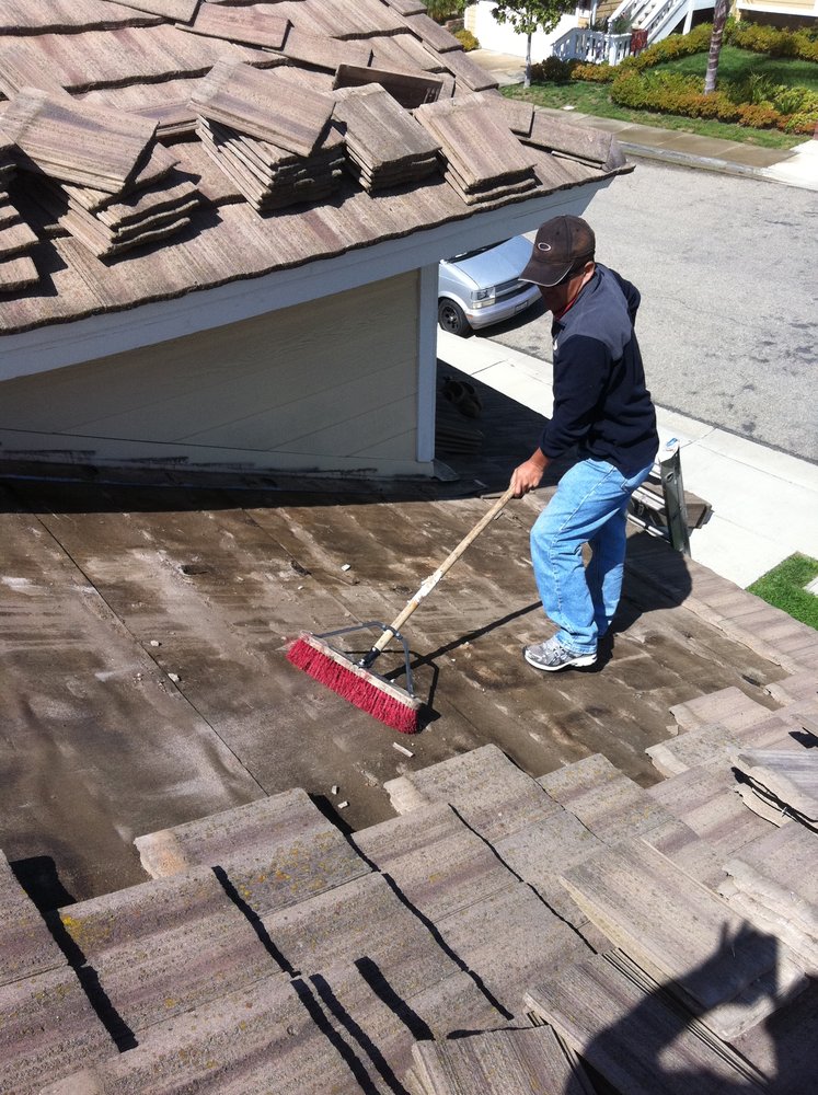 Slide of Zavala Roofing