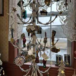 Christmas Shop