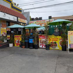 El Rinconcito Monarcas - Outside