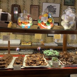 Nelson's Columbia Candy Kitchen