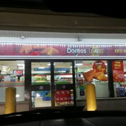 7-Eleven - Front entrance (be on your P's and Q's out here)