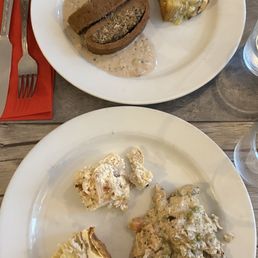 Roast with potato sides, and Pea Casserole with potato sides
