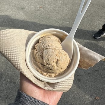 Bliss Small Batch Creamery - Ice Cream & Frozen Yogurt Near Me - Snohomish, Washington