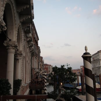 Centurion Palace - Outdoor dining for breakfast. - Hotels Near Me - Venezia, VE