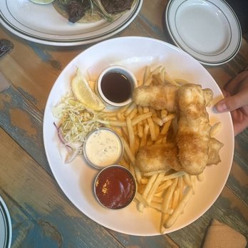 Tavern - Wagu taco and fish and chips - New American Near Me - Coronado, California Tavern - Wagu taco and fish and chips - New American Near Me - Coronado, California