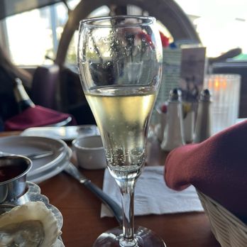 Captain Jack's - Bubbles - Seafood Near Me - Sunset Beach, California
