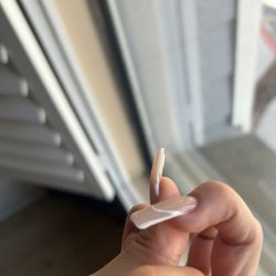 All Star Nails - Uneven and sloppy line work