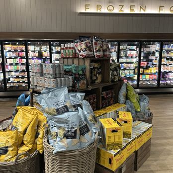 Fresh Market - Grocery Near Me - Mount Pleasant, South Carolina