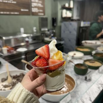 Madison Fare - Ice Cream & Frozen Yogurt Near Me - New York, New York