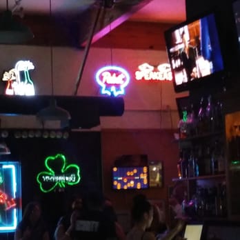 Farrington's - Cool signs - Pool Halls Near Me - Pleasant Hill, California