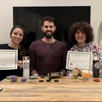 Reiki For Creative Minds - Anyone can learn Reiki and use it for their well-being and with others! Reiki Level 1 & 2 classes available to schedule. - Reiki Near Me Reiki For Creative Minds - Anyone can learn Reiki and use it for their well-being and with others! Reiki Level 1 & 2 classes available to schedule. - Reiki Near Me