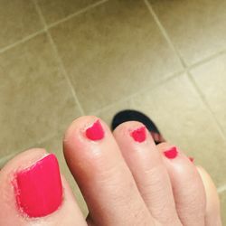 Le's Nail Salon - Just horrible pedicure for $35