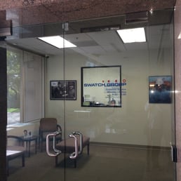 Entrance and waiting area. Entrance and waiting area.