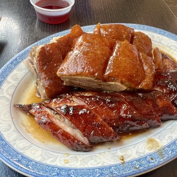 Sandy's Cafe - Roast duck - Cantonese Near Me - Honolulu, Hawaii